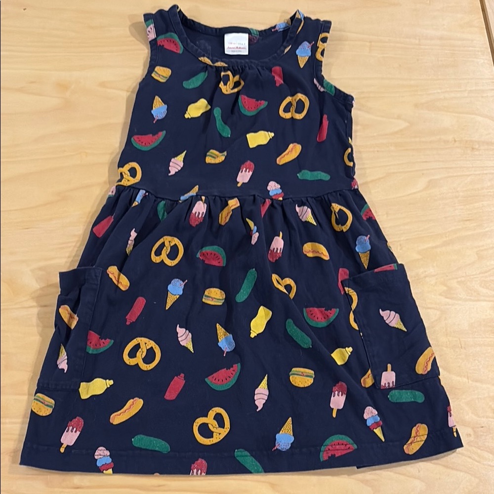 Hanna Andersson sleeveless playground dress, size 6-7